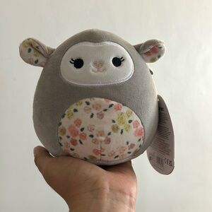 💗 Elea The Lamb 5” Squishmallow